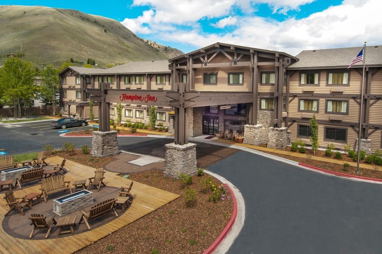 Hampton Inn Jackson-College Avenue Экстерьер фото